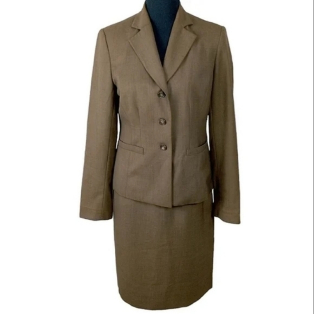 Vintage Brown Women's Blazer and Skirt Suit